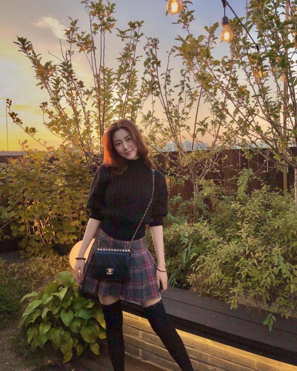ootd feminin Lee Da In (instagram.com/xx__dain)