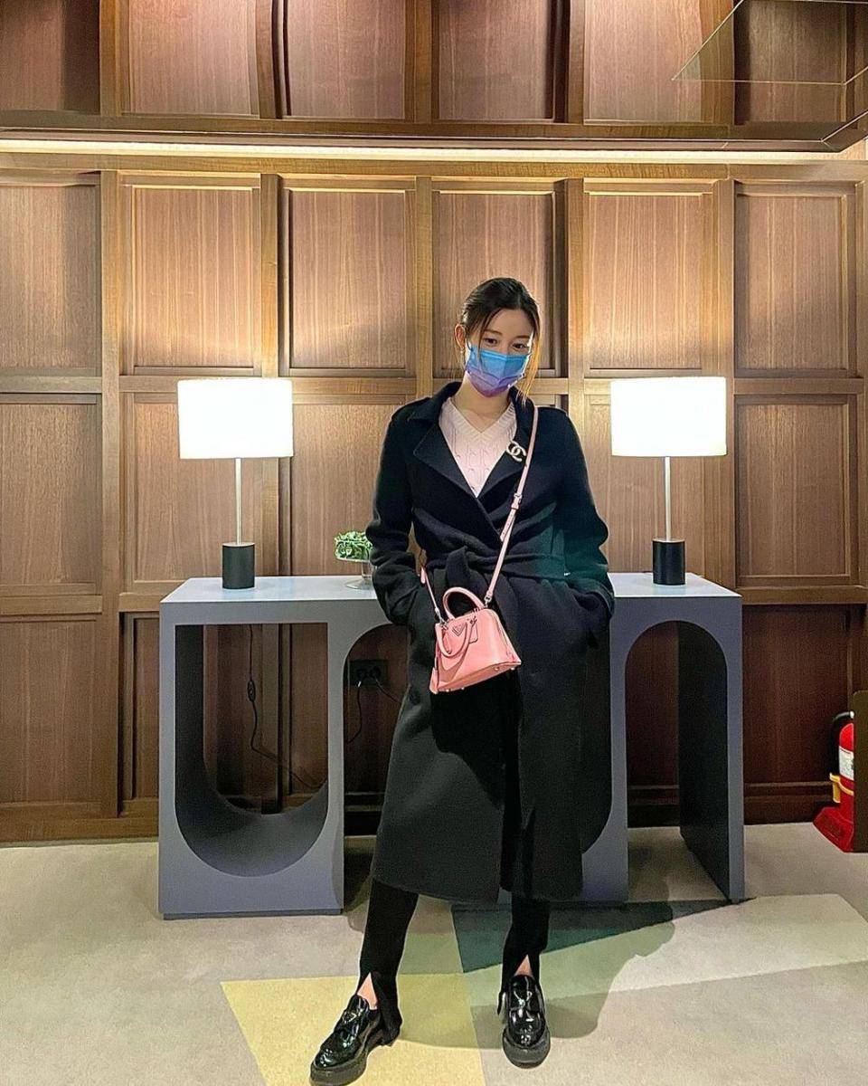 ootd feminin Lee Da In (instagram.com/xx__dain)