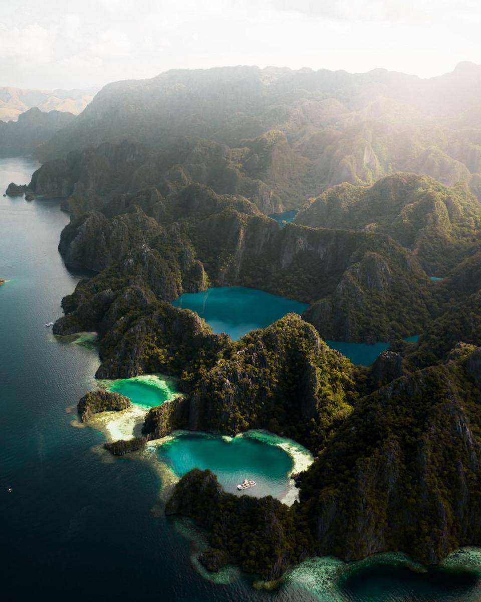 Palawan Island, Filipina (unsplash.com/jakeirish)
