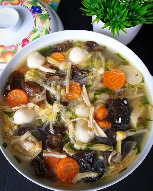 Sup kimlo (instagram.com/_melskitchen)