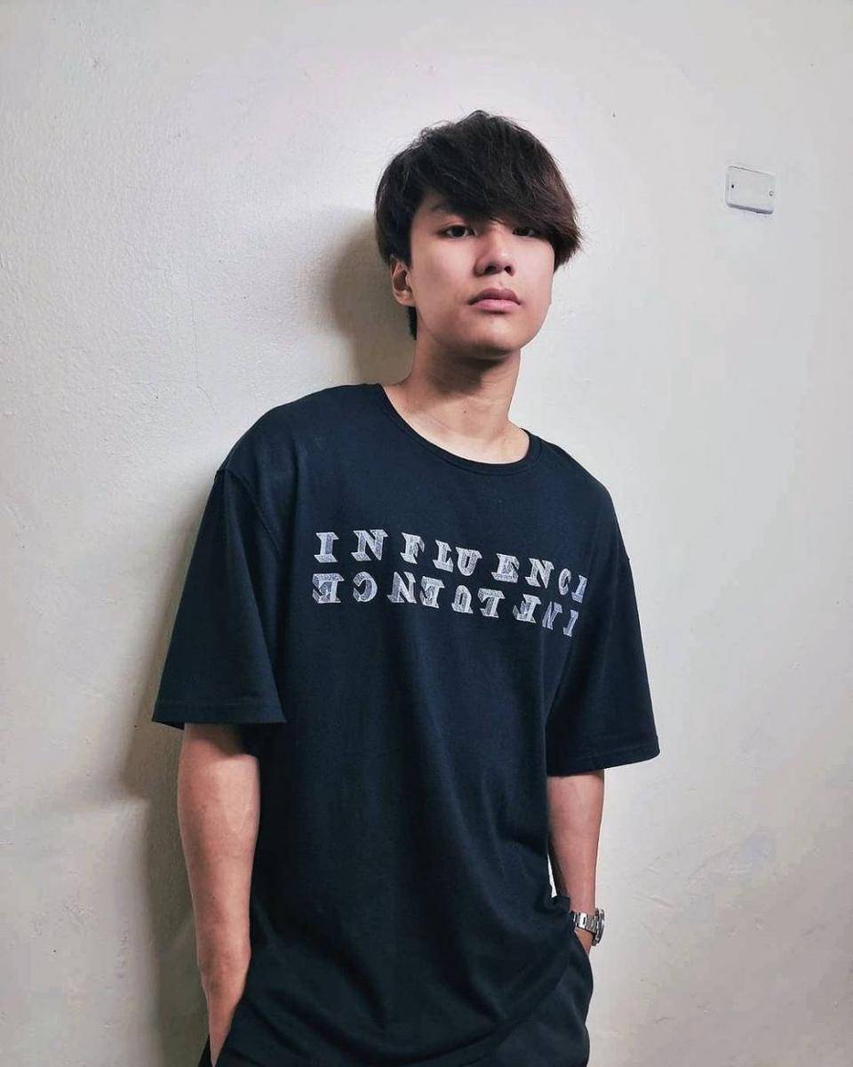 Ohm Pawat (instagram.com/ohmpawat)