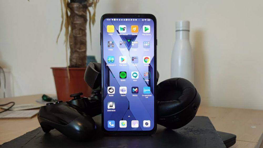 Xiaomi Black Shark 4 (techradar.com)
