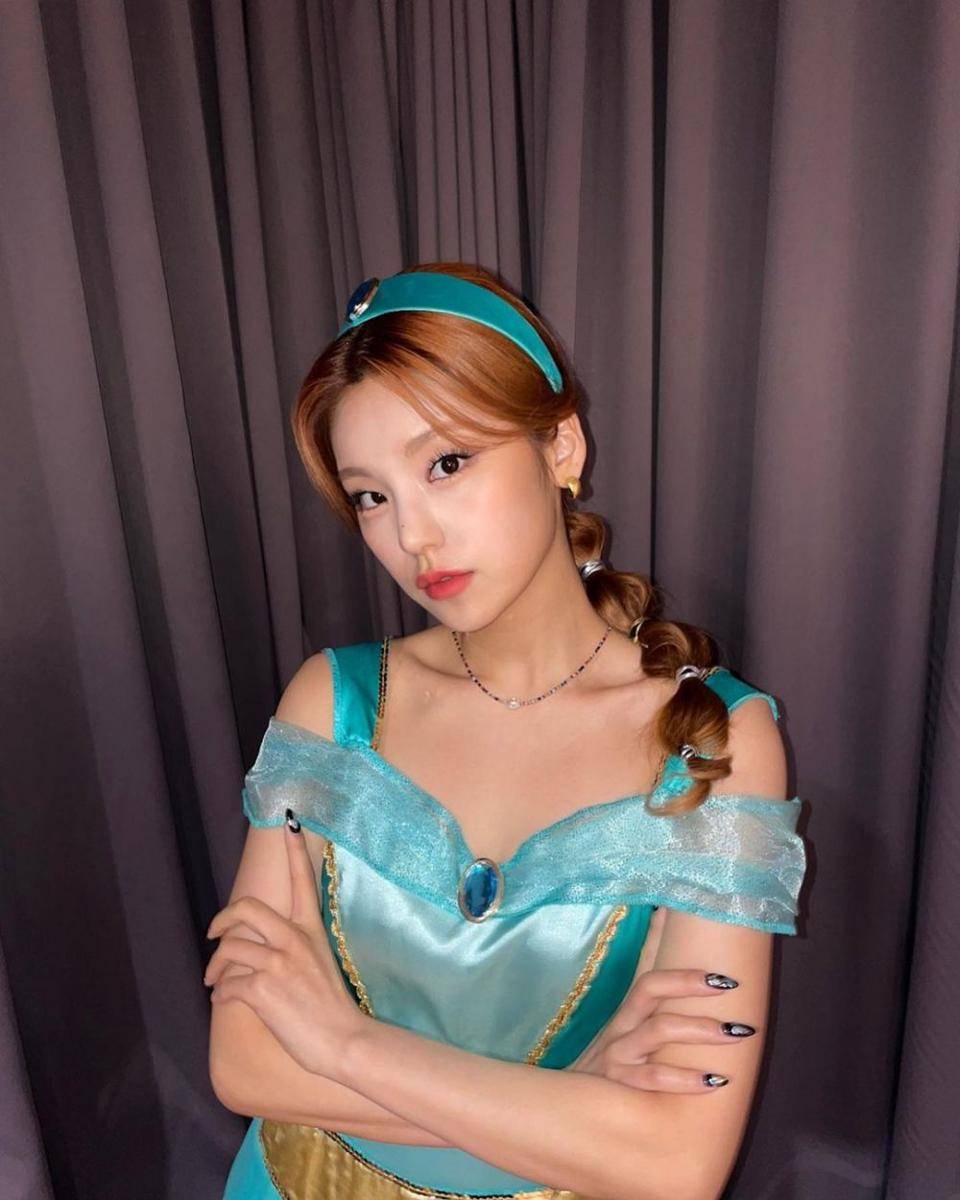 Yeji ITZY (instagram.com/itzy.all.in.us)