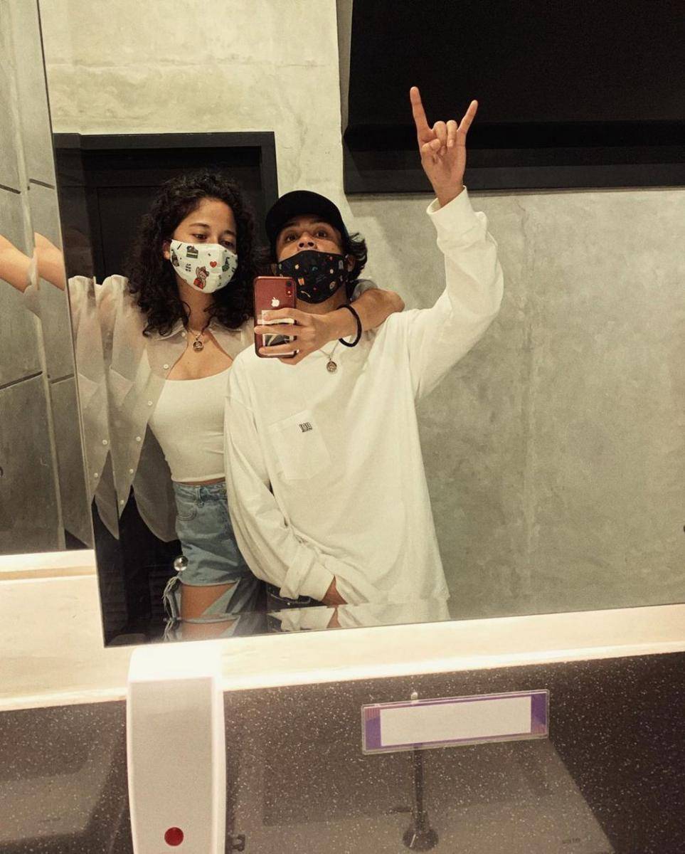 Potret gaya pacaran Sitha Marino dan Bastian Steel (instagram.com/bastiansteel)
