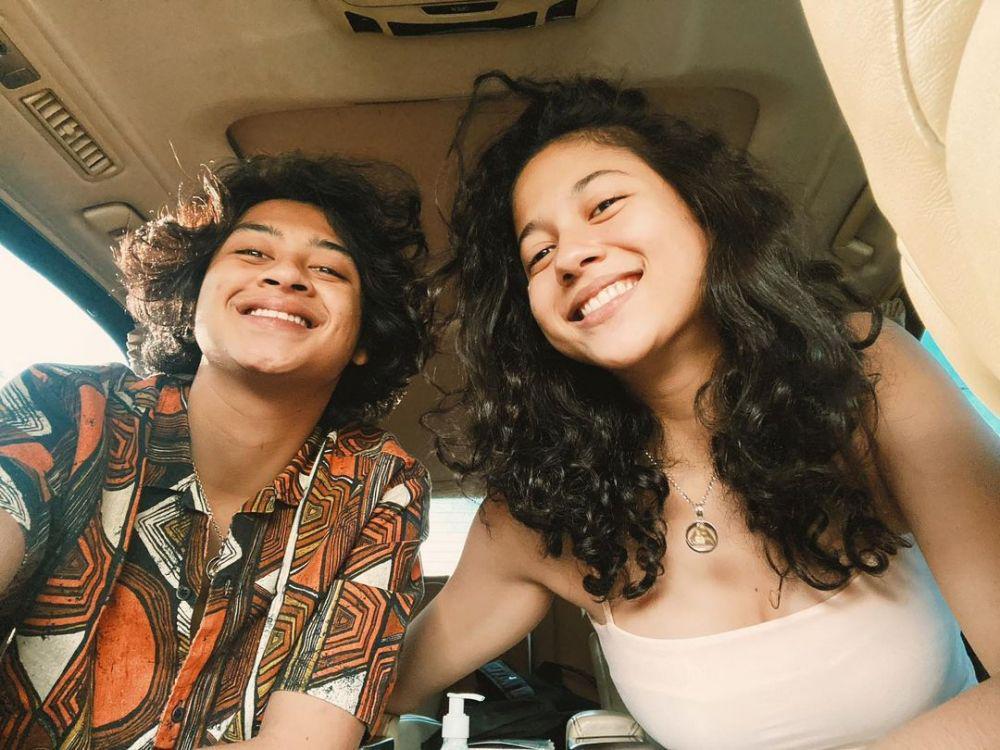 Disorot, 9 Potret Pacaran Sitha Marino dan Bastian Steel