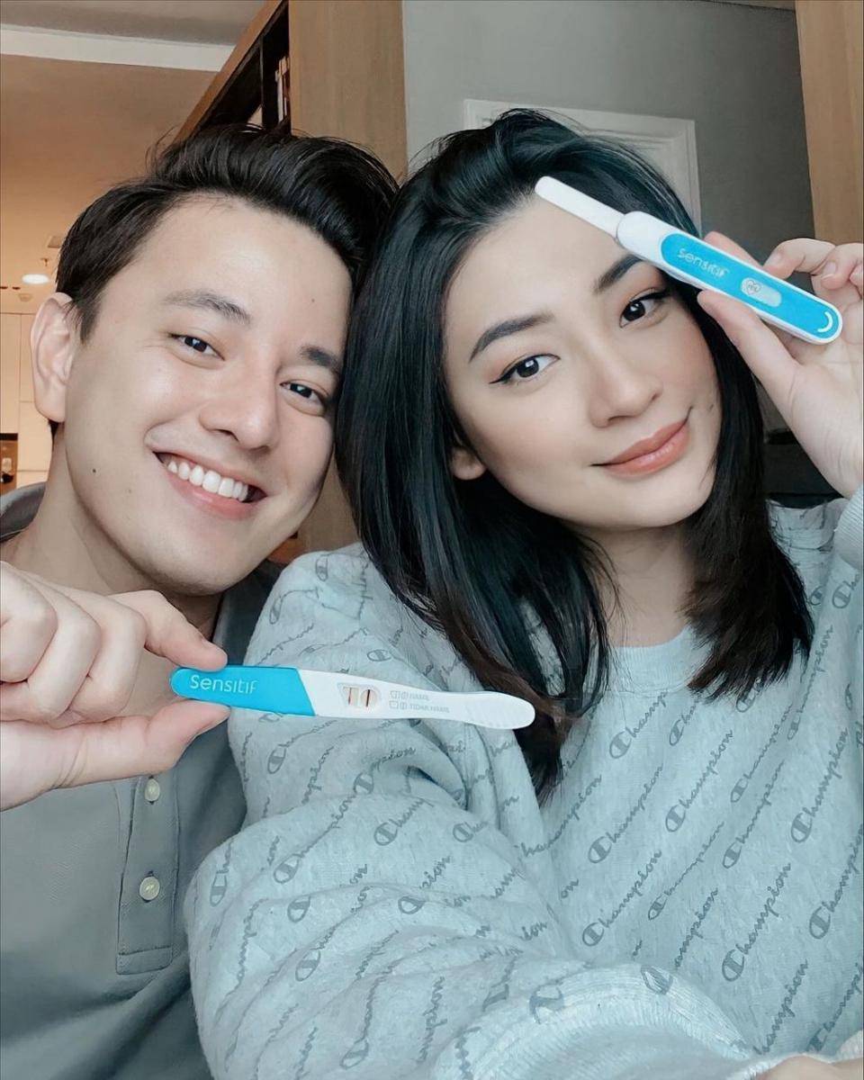 Billy Davidson dan Patricia Devina menanti anak pertama. (instagram.com/pattdevdex)