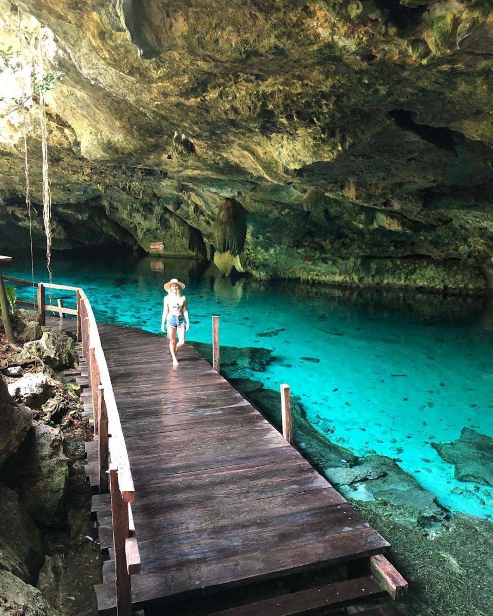 Dos Ojos Cenote (instagram.com/lauren_snackson)