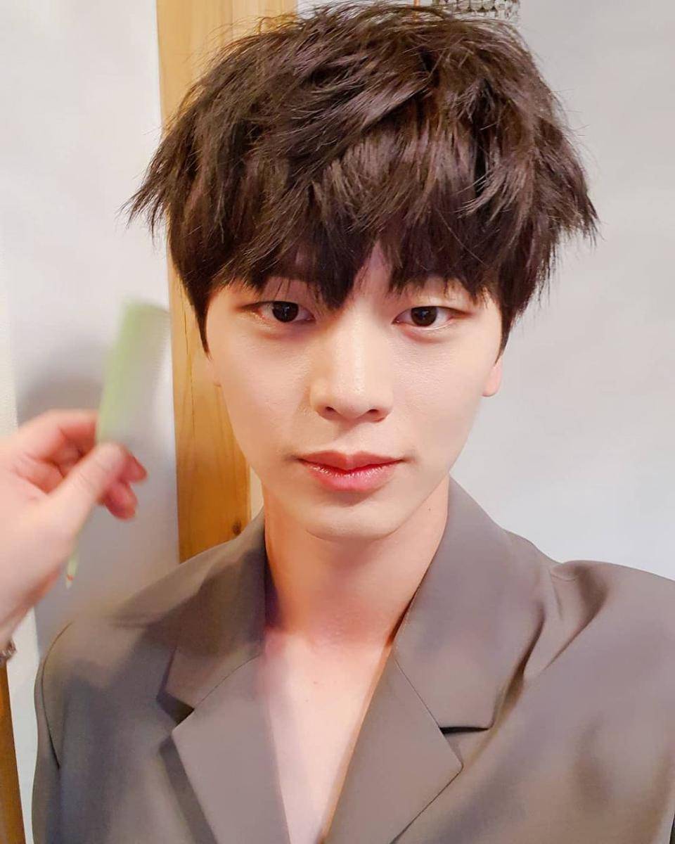 Sungjae BTOB (instagram.com/yook_can_do_it)
