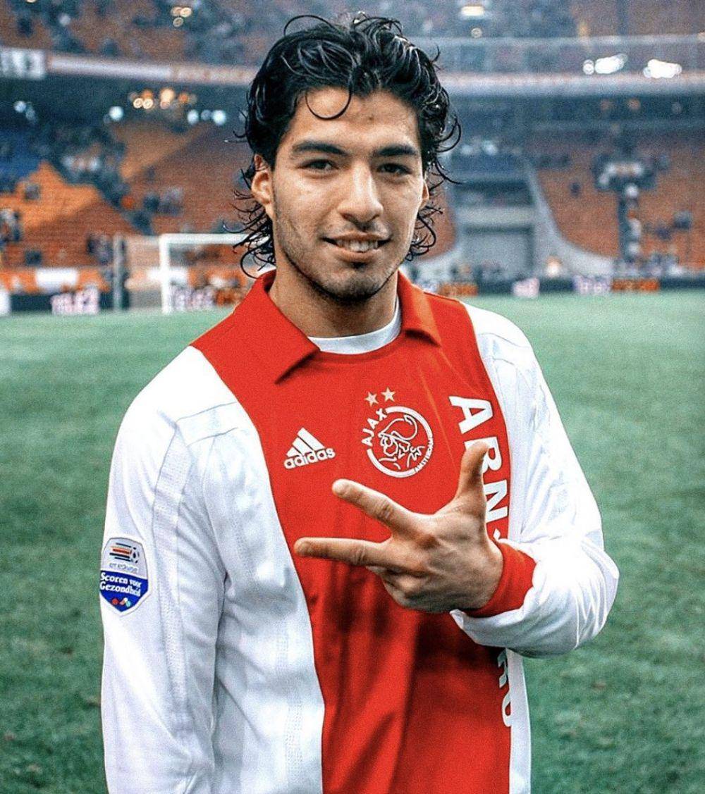 Luis Suarez saat berkarier bersama Ajax (twitter.com/Football__Tweet)