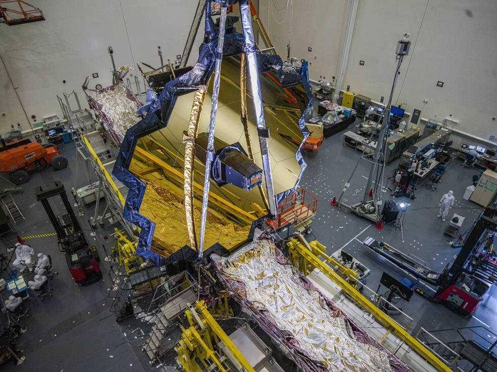 ilustrasi teleskop JWST (NASA/Chris Gunn)