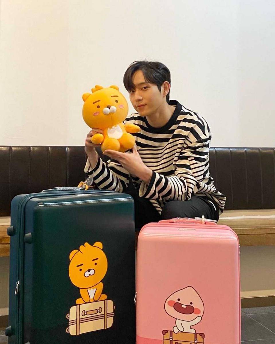 Kim Young Dae (instagram.com/youngdae0302)