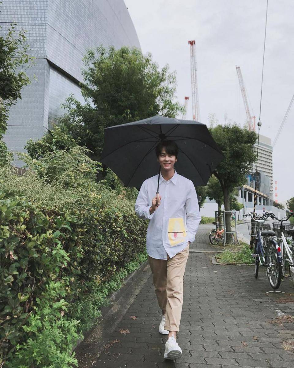 ootd Cha Hak Yeon (instagram.com/achahakyeon)