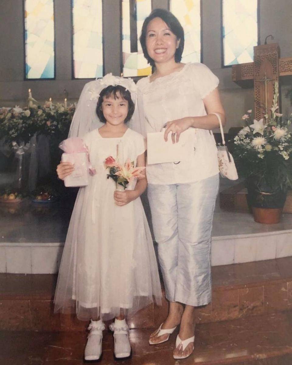 Potret masa kecil artis blasteran dengan ibu asli Indonesia (instagram.com/chelseaislan)