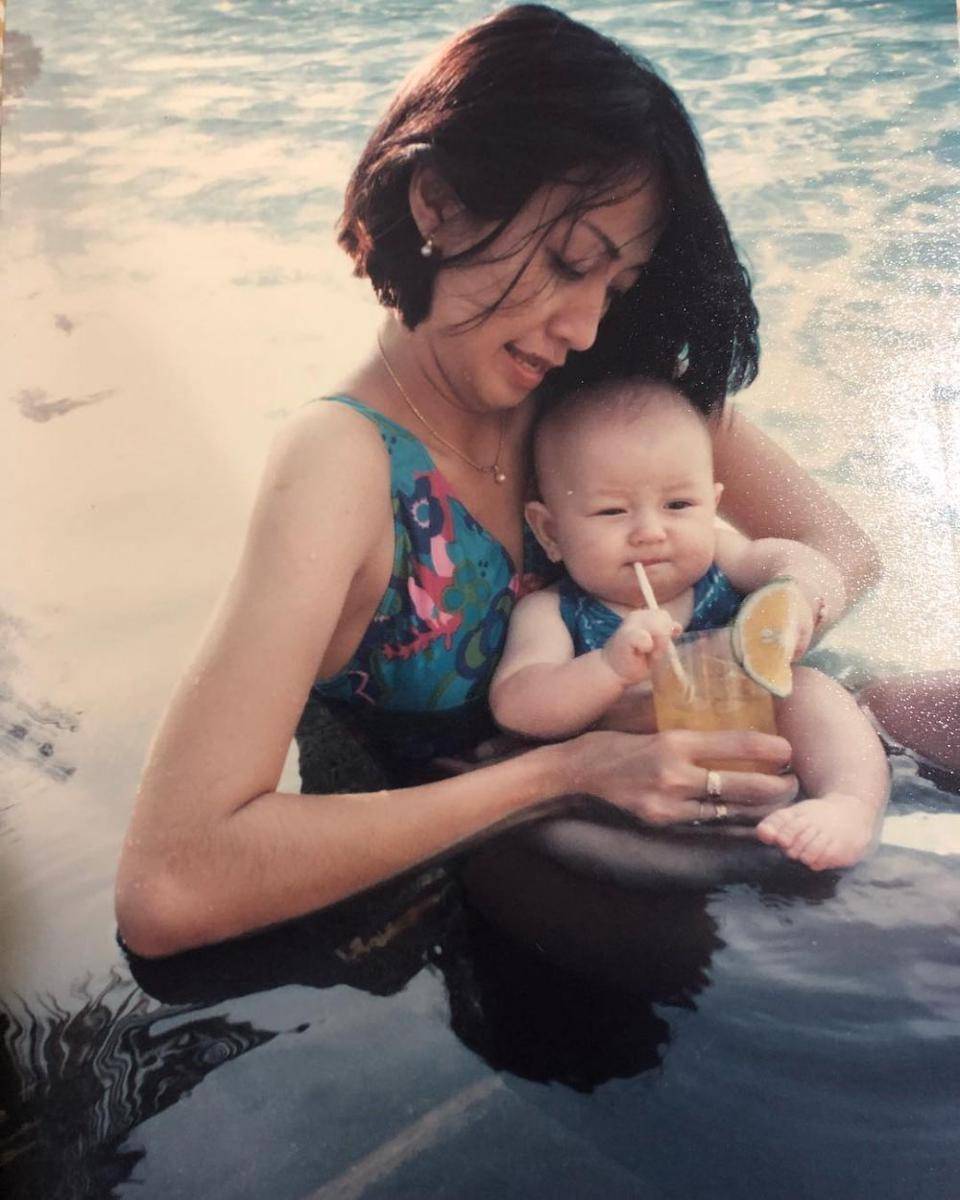 Potret masa kecil artis blasteran dengan ibu asli Indonesia (instagram.com/irvina_zainal)