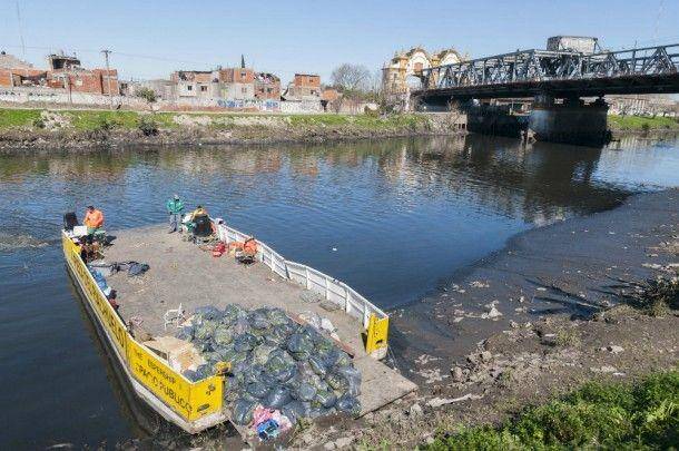 Matanza-Riachuelo River, Argentina (worldcrunch.com)