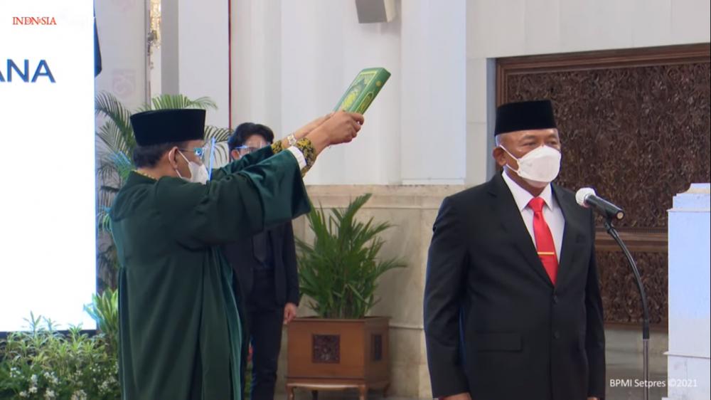 Jokowi Resmi Lantik Ganip Warsito Jadi Kepala BNPB