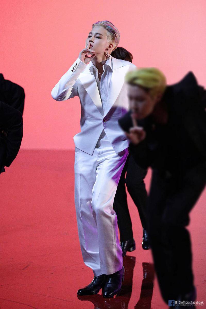 Jimin BTS (facebook.com/bangtan.official)