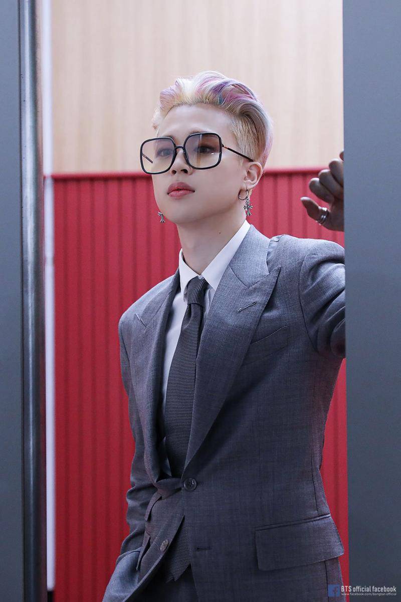 Jimin BTS (facebook.com/bangtan.official)