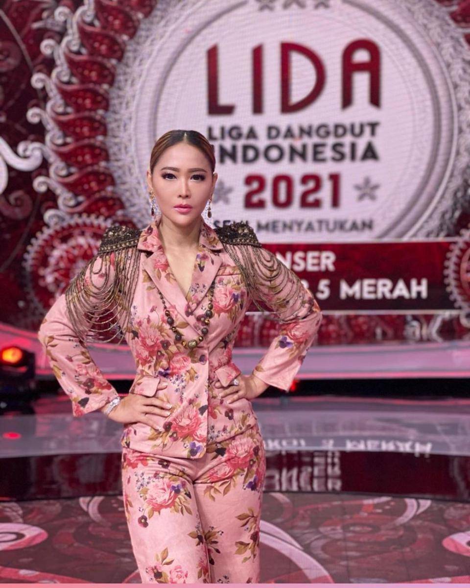 Inul Daratista (instagram.com/inul.d)