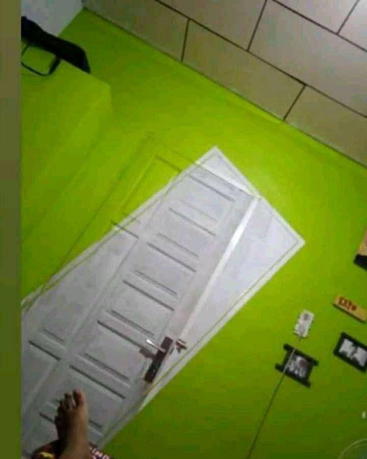 Desain pintu lucu (facebook.com/Shiro)