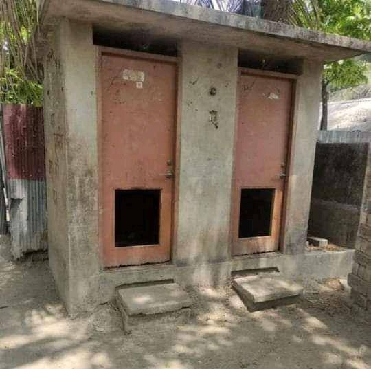 Desain pintu lucu (facebook.com/Ari Rih)