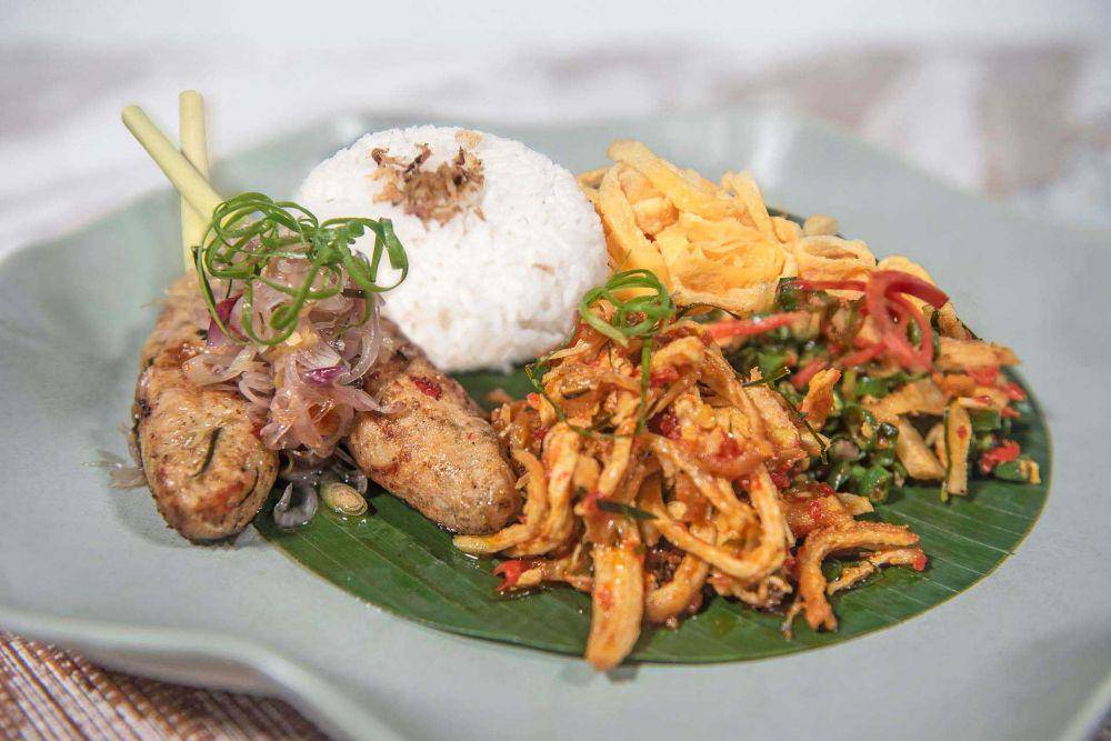 Olahan nasi campur Bali (asianfoodnetwork.com)