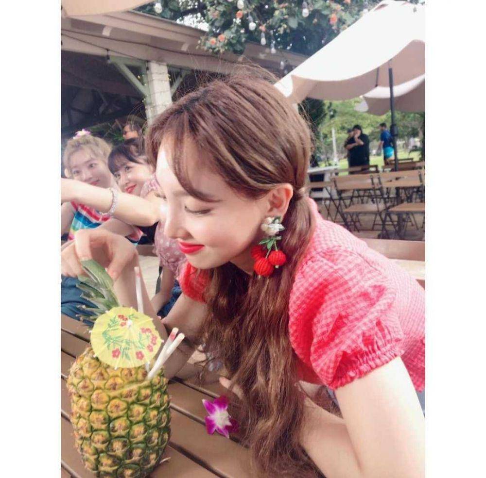 Nayeon TWICE (instagram.com/twicetagram)