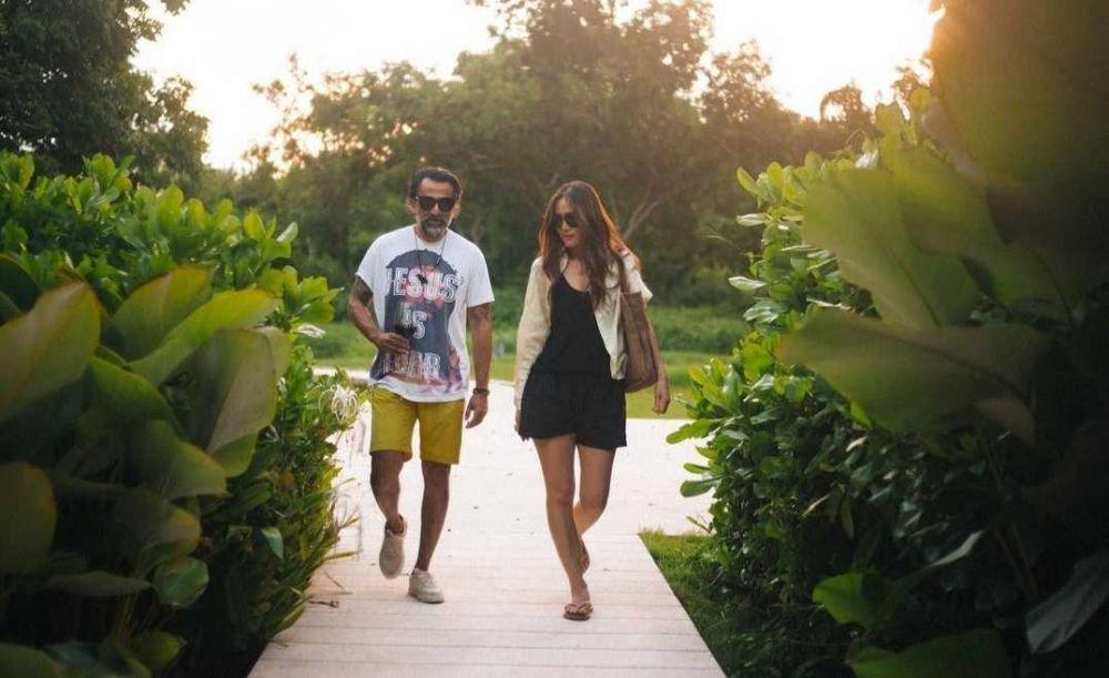 Harmonis Selalu! 10 Potret Jeremy Thomas dan Istri bak Masih Pacaran