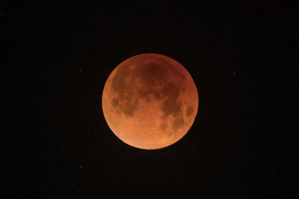 5 Alasan Mengapa Super Blood Moon 26 Mei 2021 Dianggap Spesial