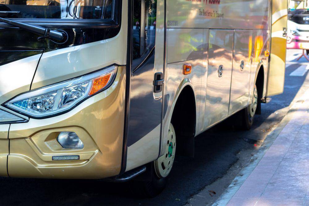 ilustrasi kendaraan bus (unsplash.com/Hobi Industri)