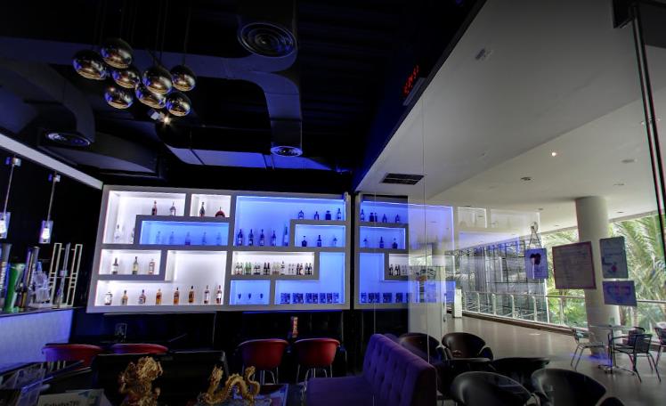 10 Bar di Jakarta Favoritnya Anak Muda, Suasananya Bikin Betah
