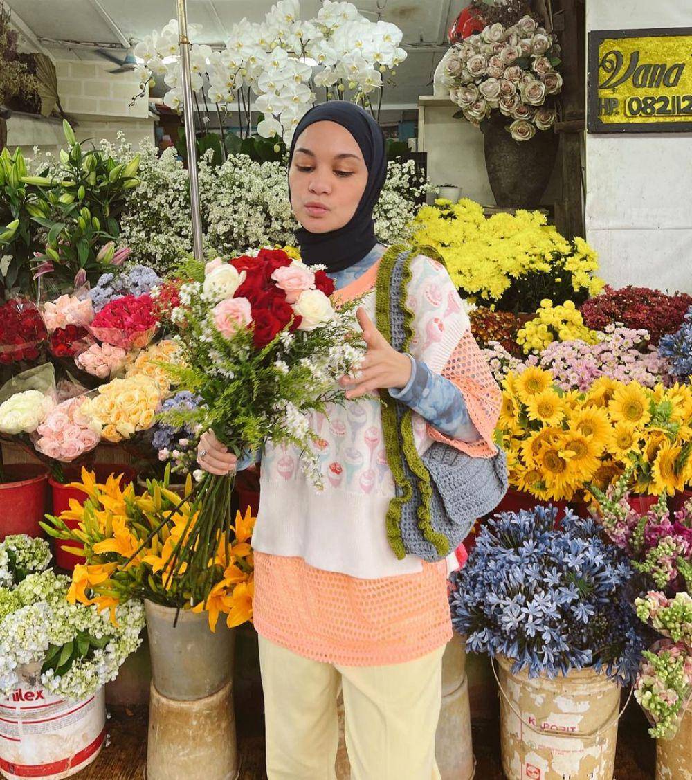 Tantri Namirah saat belanja. (instagram.com/tantrinamirah)