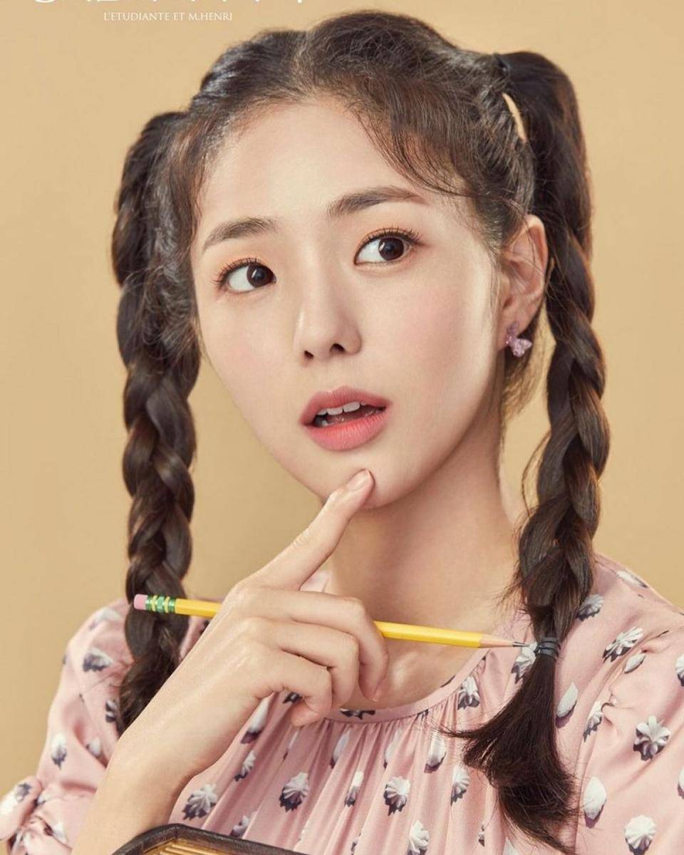 Chae Soo Bin (instagram.com/my_chaesoobin)