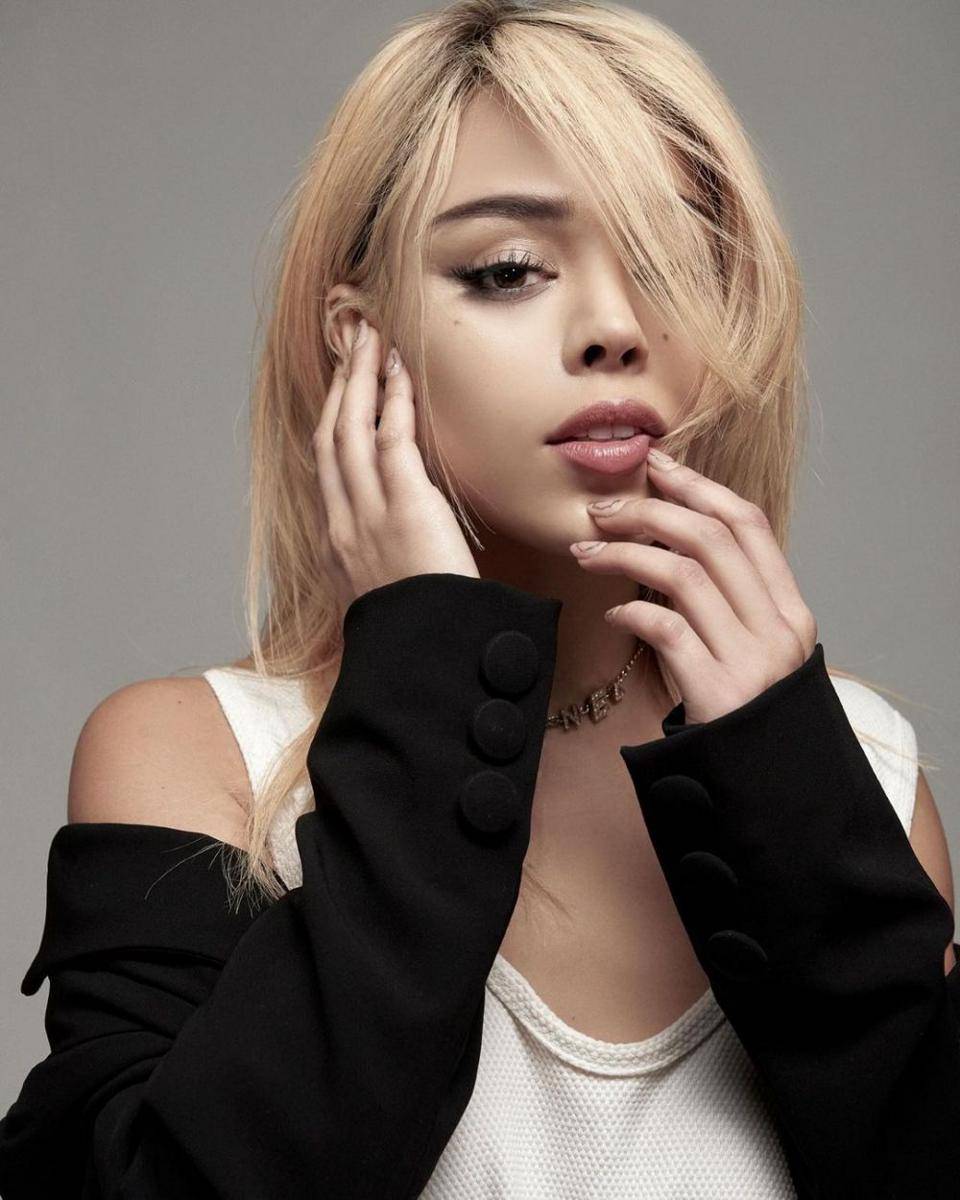 Danna Paola (instagram.com/dannapaola)