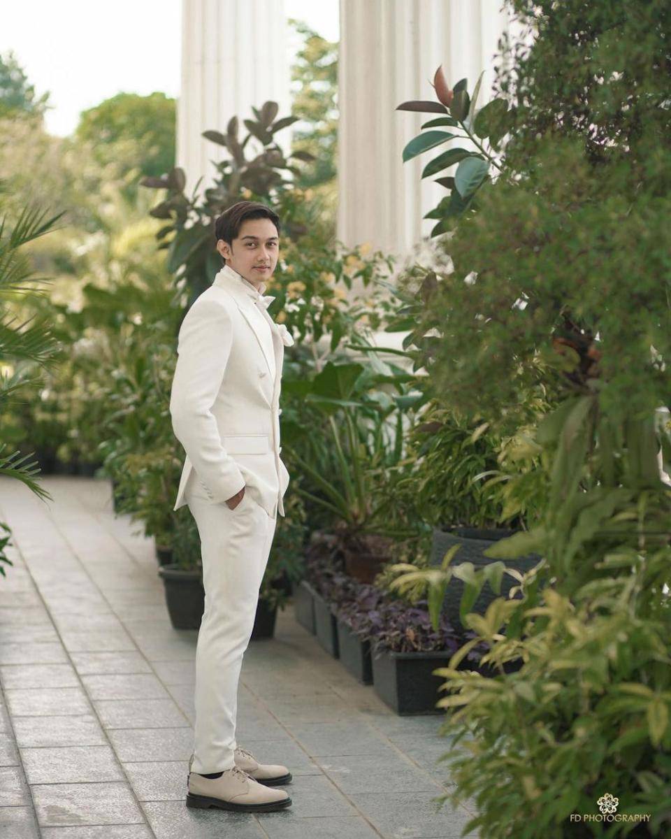 Hito Caesar (instagram.com/hitocaesar/)