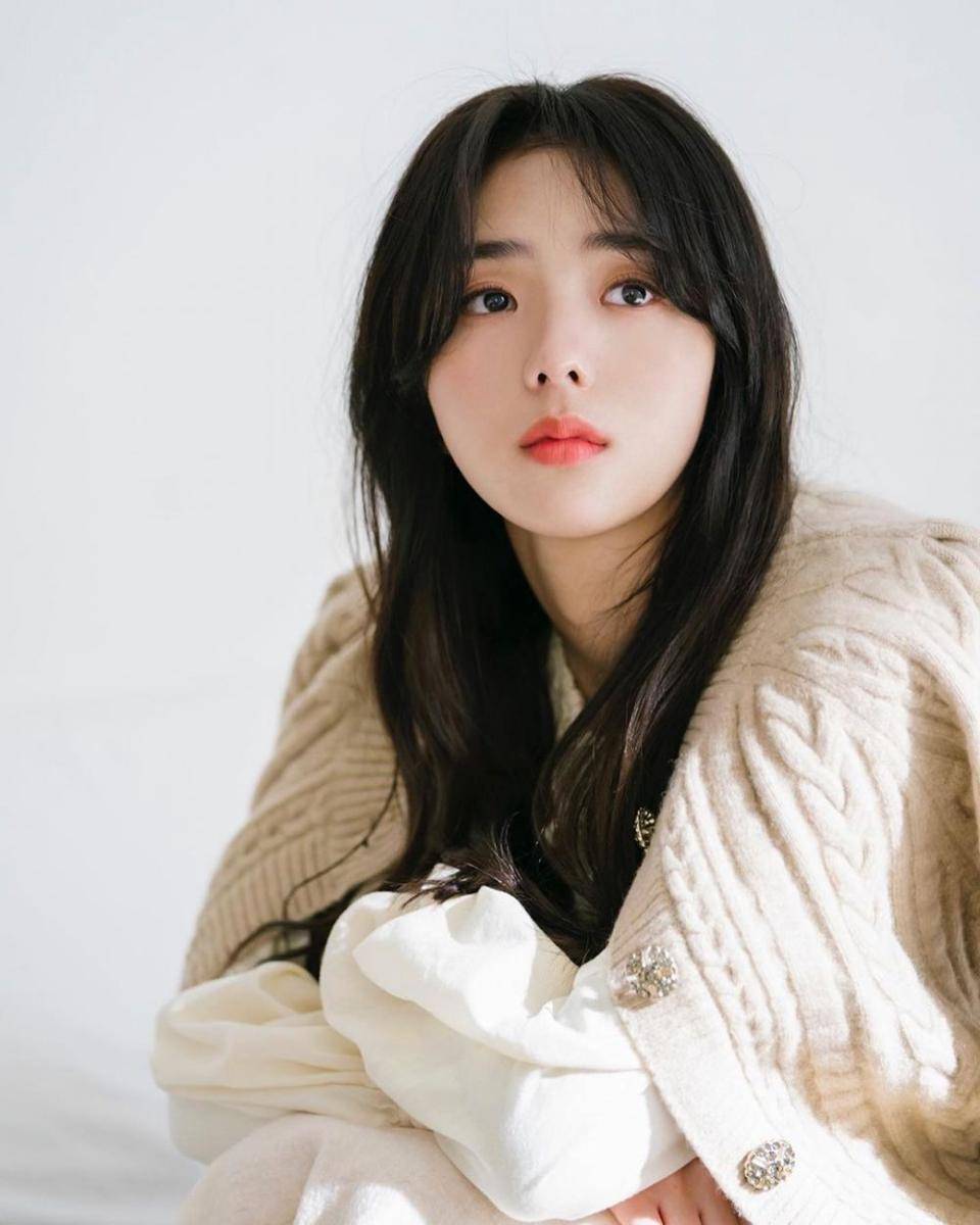 Chae Soo Bin (instagram.com/my_chaesoobin)