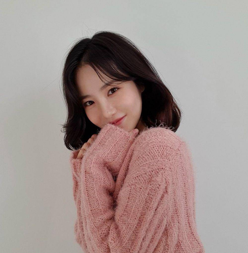 Shin Ye Eun (instagram.com/__shinyeeun)