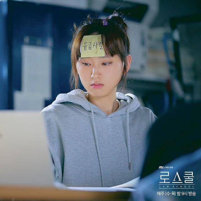 Adu gaya Kang Sol A dan Kang Sol B (instagram.com/jtbcdrama)