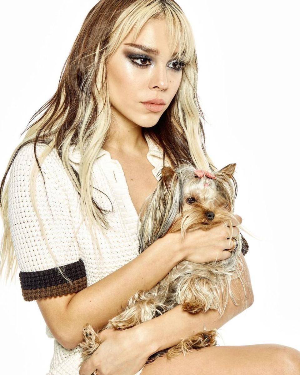 Danna Paola (instagram.com/dannapaola)