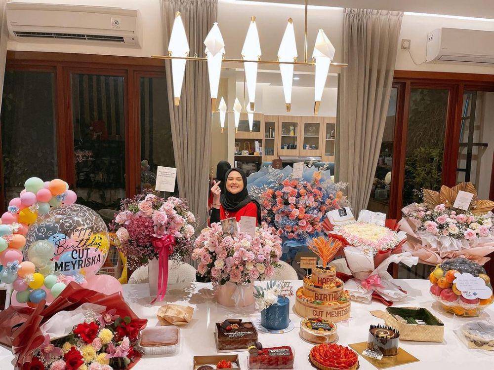 Perayaan ulang tahun Cut Meyriska (instagram.com/cutratumeyriska)