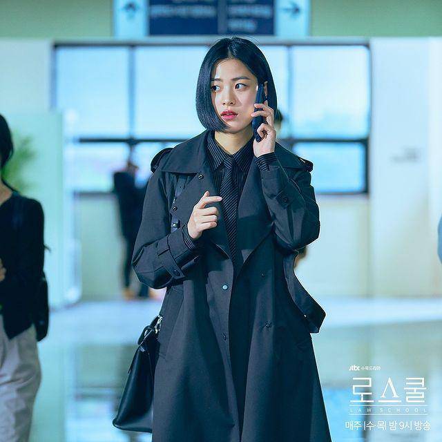Adu gaya Kang Sol A dan Kang Sol B (instagram.com/jtbcdrama)