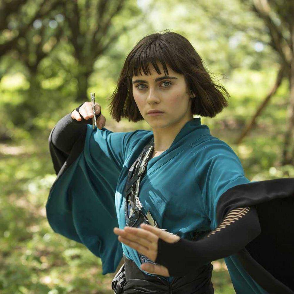Ally Ioannides (instagram.com/ally.ioannides)