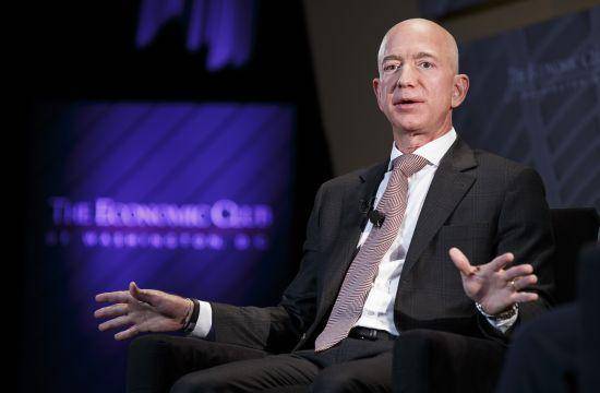 potret Jeff Bezos(economicclub.org)