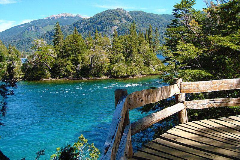 Taman Nasional Nahuel Huapi and Los Arrayanes (villalaangostura.com)