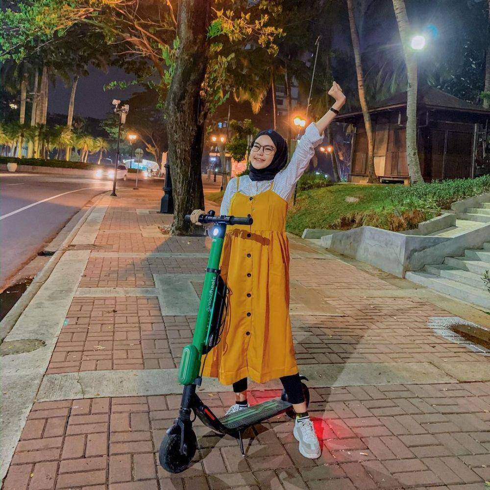 Refina Habilia (Instagram.com/refinahabilia)