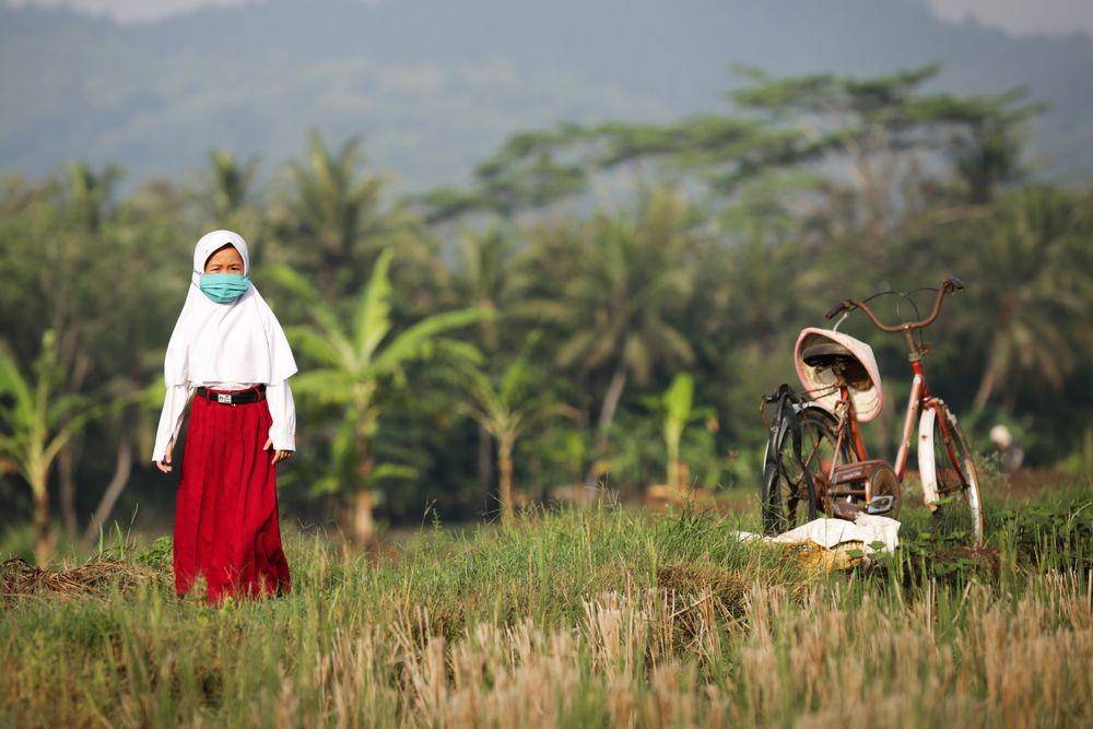 Seorang pelajar sekolah dasar (ShutterStock/UntungSubagyo)