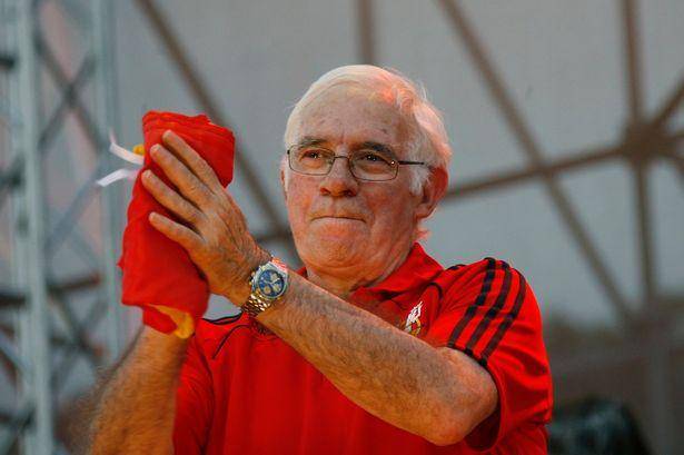 Luis Aragones (irishmirror.ie)