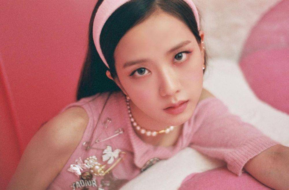 potret Jisoo yang manis (instagram.com/sooyaaa__)