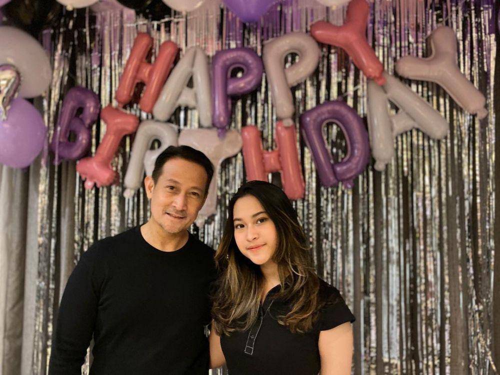 Potret Raissa Anggiani dan sang ayah (instagram.com/rommy_sulastyo)