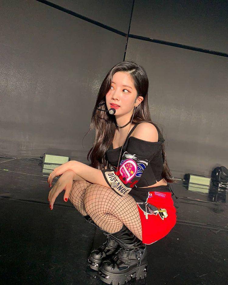 Dahyun TWICE (www.instagram.com/twicetagram)